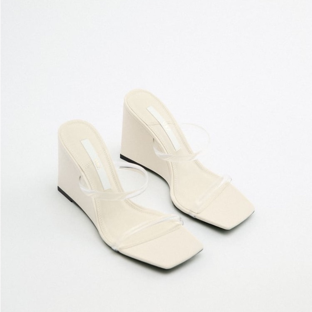 Zara Off White Vinyl Wedge Sandals - Picture 14 of 17